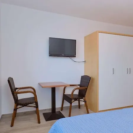 Guest house Complex 36 3*